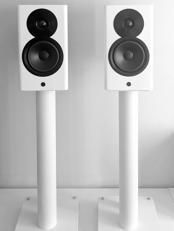 Dynaudio Focus 10 &ndash; komplett tr&aring;dl&ouml;st high-end-system - Bild 6 av 12