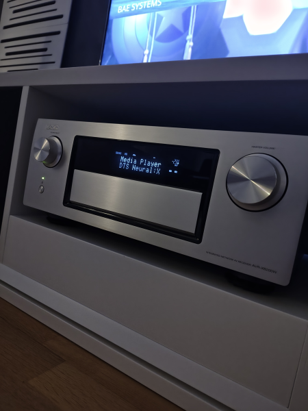 Denon AVR X6200 - Bild 1 av 1