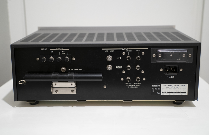 Sony ST-5130 AM/FM Stereo Tuner (1971-74)