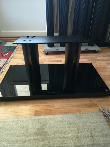 Bowers & Wilkins stativ