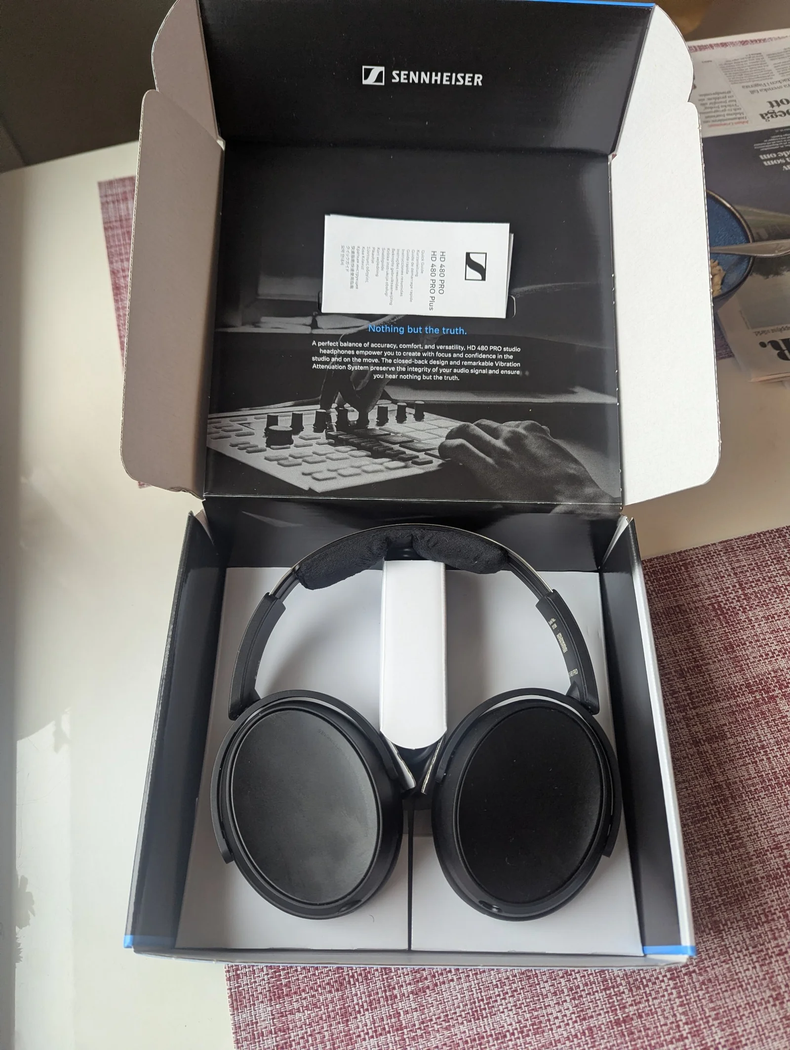 Sennheiser HD480 Pro sluten hörlur Sennheiser HD480 Pro sluten hörlur - Bild 1 av 1