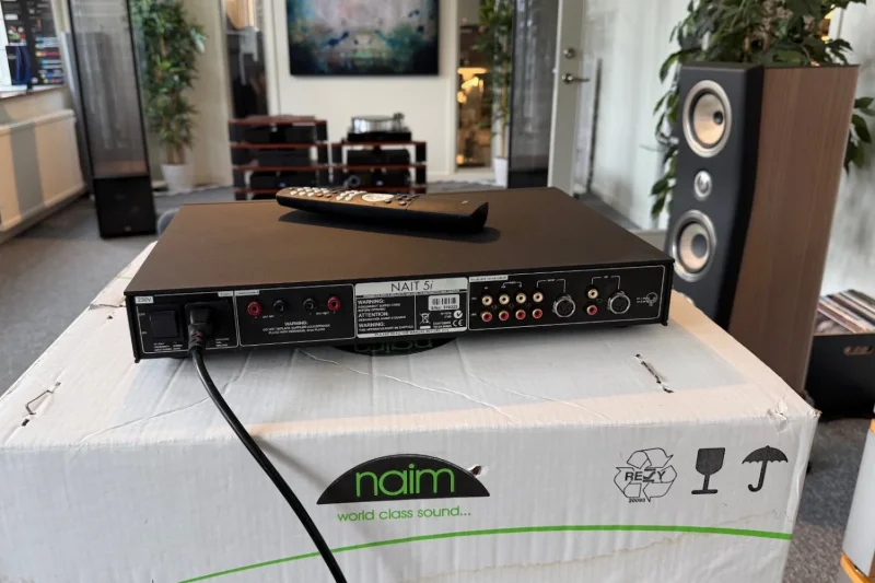 Naim Nait 5i - 2 - Beg f&ouml;rst&auml;rkare - Bild 2 av 2