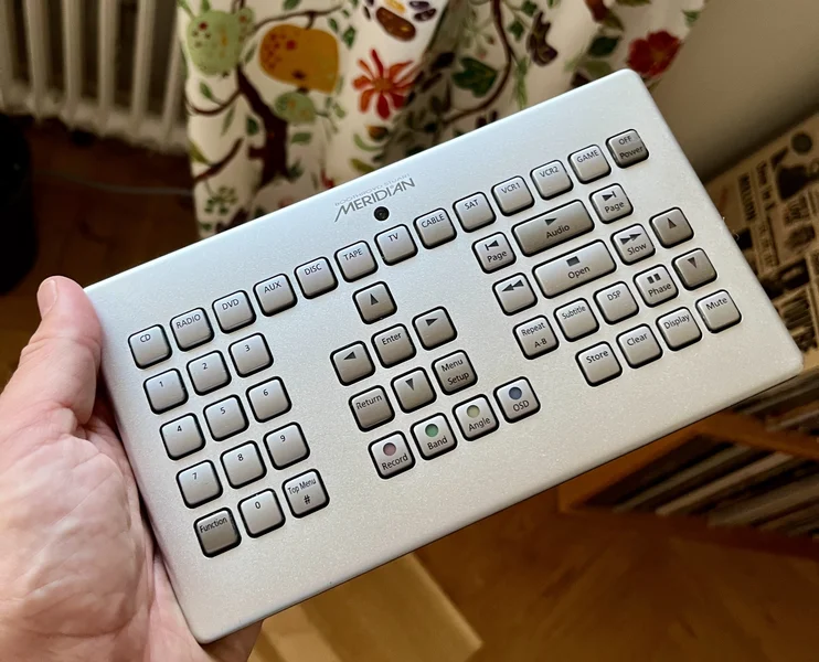 Meridian f&ouml;r- och slutsteg - byte mot integrerad?  - Billede 5 af 5