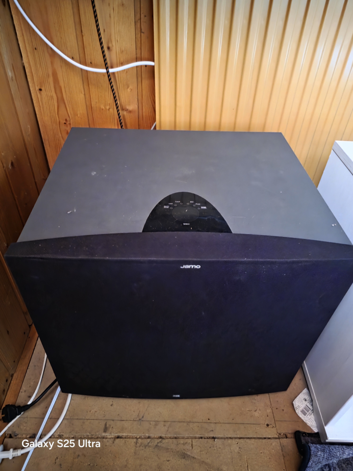 Jamo D600 THX subwoofer 