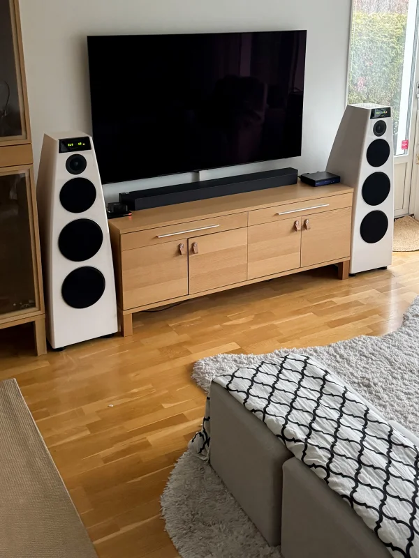 Meridian DSP7200 SE + Meridian 218 &ndash; vit finish, komplett system - Bild 3 av 11