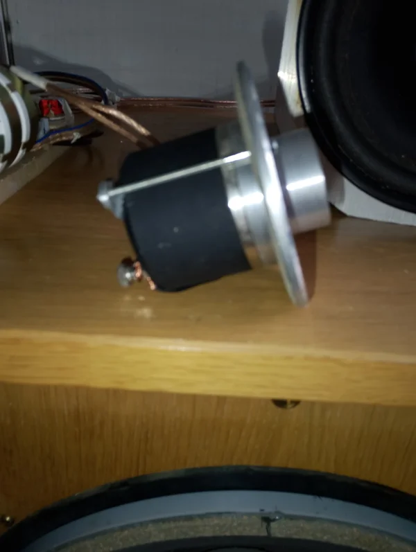 Fostex ft90h diskant horn 2st - Bild 4 av 4
