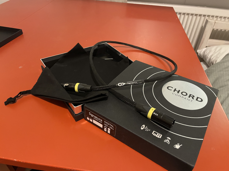 Chord Signature Super ARAY digitalkabel med XLR-kontakter (AES/EBU)  - Bild 2 av 2