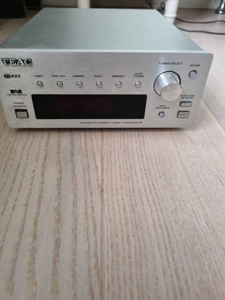 Teac DAB tuner 