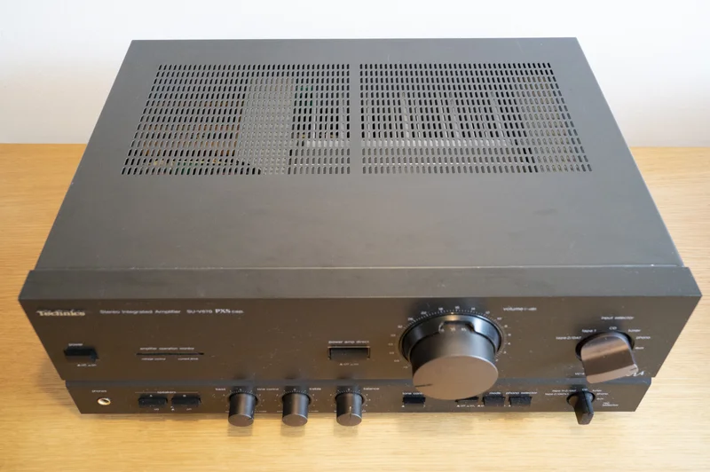 Technics SU-V670 Stereo Integrated Amplifier (1990-91) Technics SU-V670 Stereo Integrated Amplifier (1990-91) - Bild 2 av 5