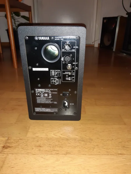 Yamaha HS 5 - Bild 2 av 3