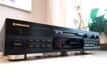 Pioneer MJ-D707  Minidisk Recorder