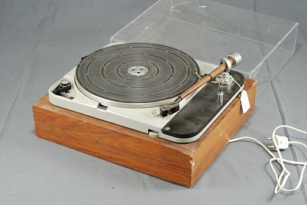 Renoveringsobjekt Thorens TD 124 köpes