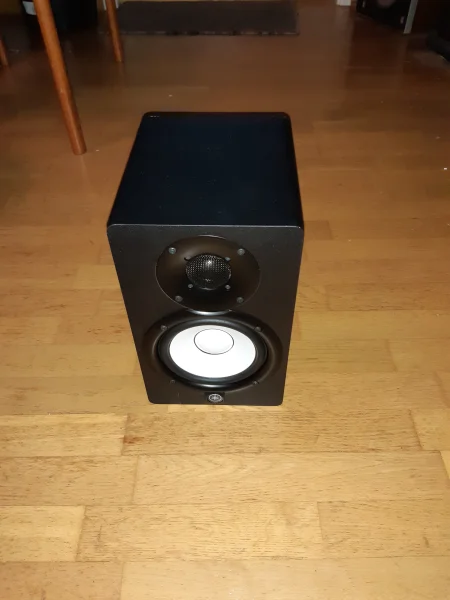 Yamaha HS 5 - Bild 1 av 3