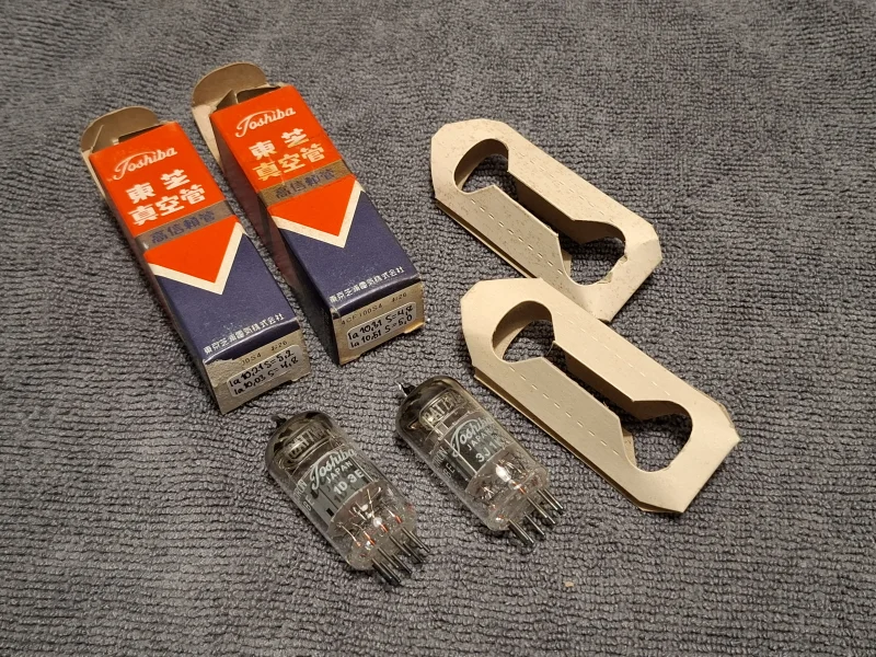 Toshiba 12AT7WA (Ecc81) NIB / NOS Made in Japan Toshiba 12AT7WA (Ecc81) NIB / NOS Made in Japan - Bild 2 av 4