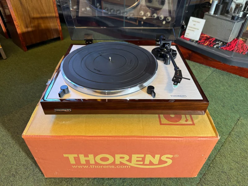 Thorens TD 402 DD - Image 1 of 1