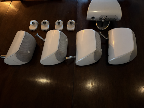 Bowers & Wilkins M-1 Bowers & Wilkins M-1