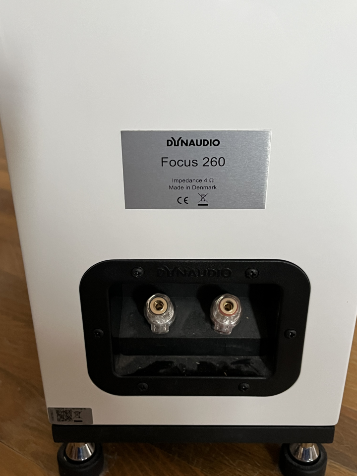 Dynaudio Focus 260