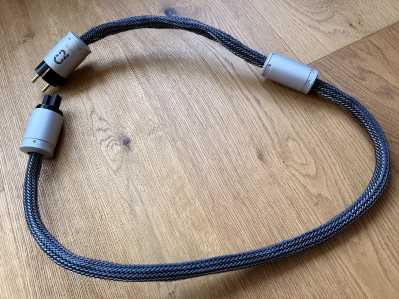 Ansuz Mainz C2. 2 st 1 meter.  - Bild 1 av 1