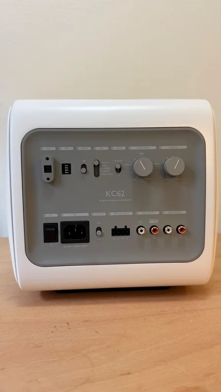 KEF KC62 Subwoofer vit - Bild 3 av 3
