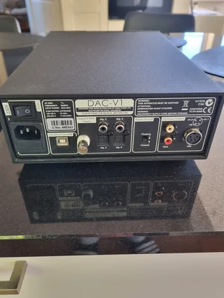 Naim Dac V1