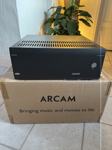 Arcam PA240 Slutsteg