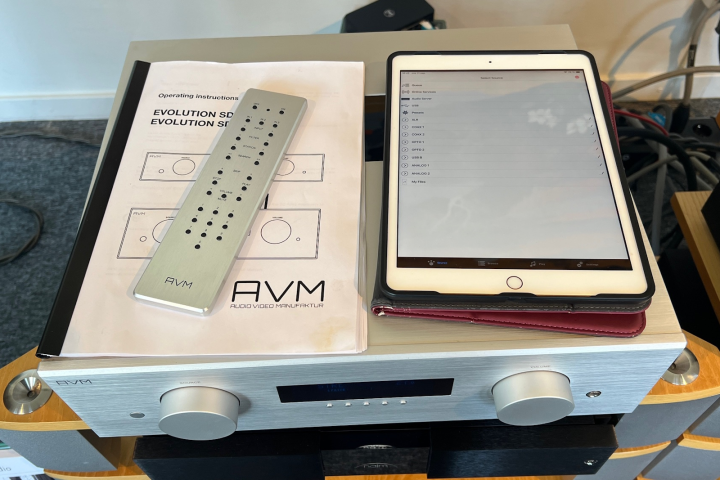 AVM Evolution SD-5.2 - Begagnat streamingförsteg med rörbuffert