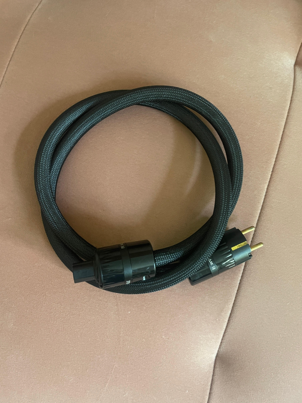 Kimber PK base 10, strömkabel  - Bild 1 av 2