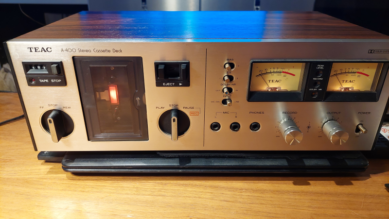 Teac A 400 - Bild 1 av 2