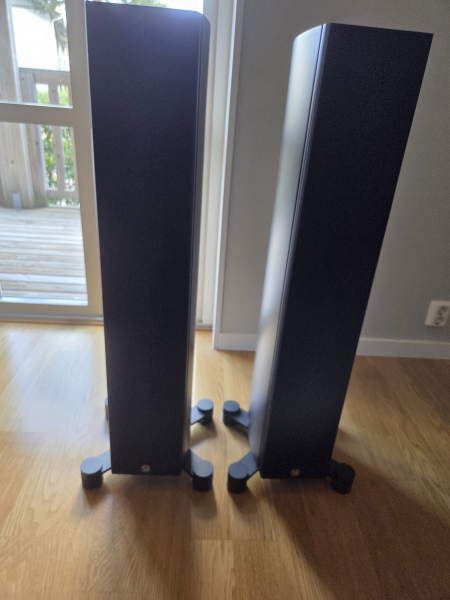 System Audio Legend 40 Silverback + stereo hub System Audio Legend 40 Silverback + stereo hub - Bild 1 av 5