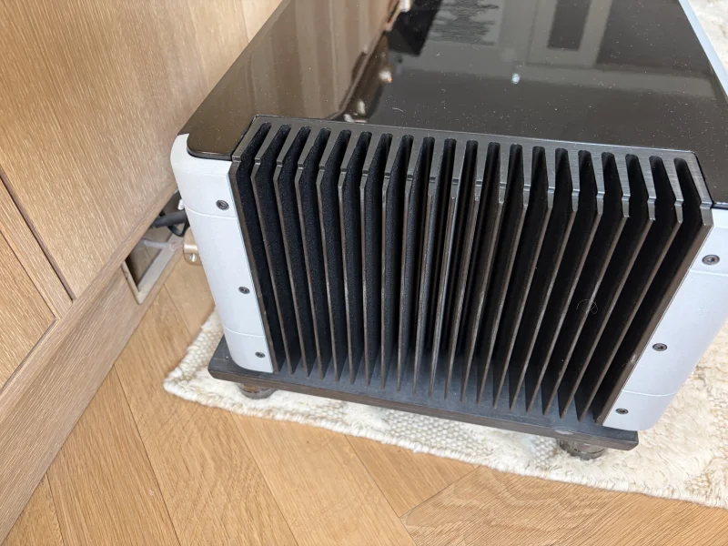 PS Audio PowerPlant P15 – Referensklassad strömregenerator PS Audio PowerPlant P15 – Referensklassad strömregenerator - Bild 2 av 5