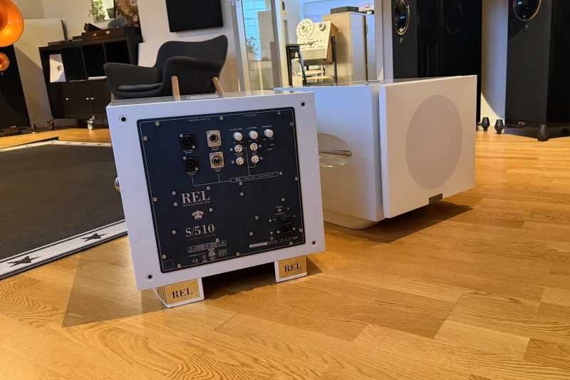 Rel Acoustics S/510 subwoofer & Bassline kabel - Begagnad(e) sub (ar) - Bild 3 av 4