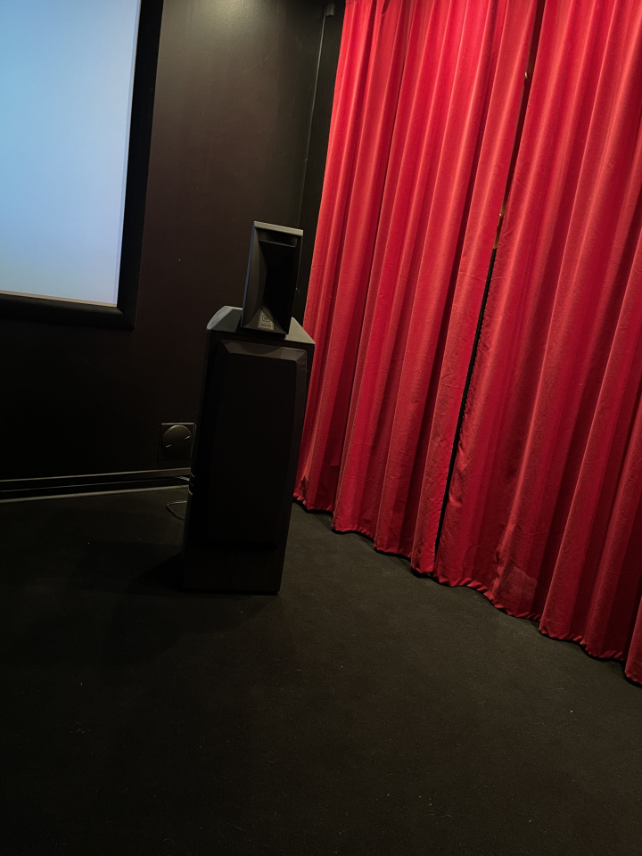 JBL Array 1000, JBL Synthesis 8320 x 4