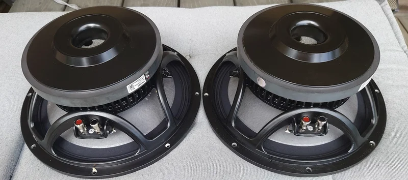 1par Eighteen Sound 12” 12W750 8ohm 1par Eighteen Sound 12” 12W750 8ohm - Bild 3 av 4