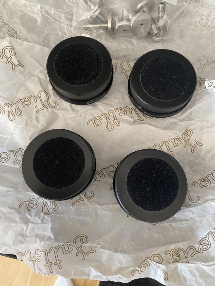 Audio Physic VCF V Magnetic / Device Feet / AbsorberAudio