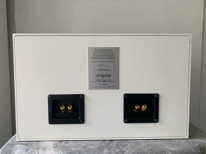 Altavoz Singular H&ouml;gtalare plus orginal-adaptern i mkt fint skick 2005. Mycket ovanlig. - Bild 2 av 4