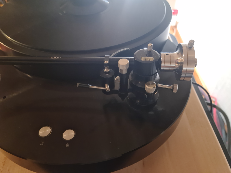 AMG Giro mkl komplett med tonarm/pickup - Bild 2 av 2