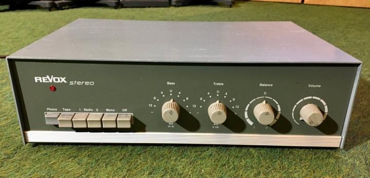 Revox Model 40 / rörförstärkare