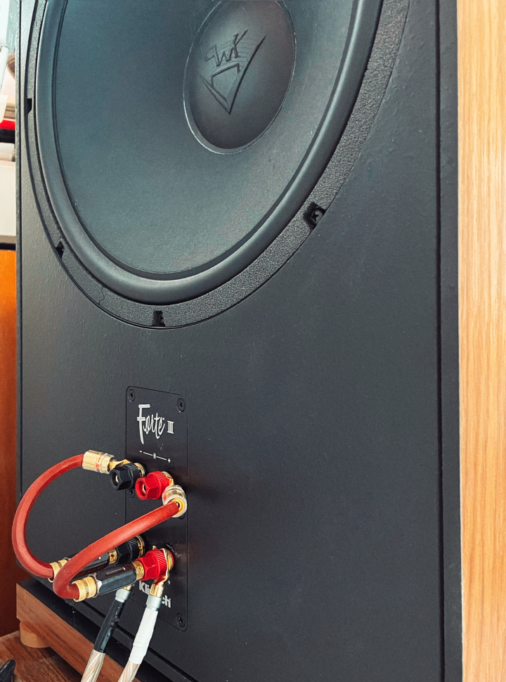 BYTES / Klipsch Forte III