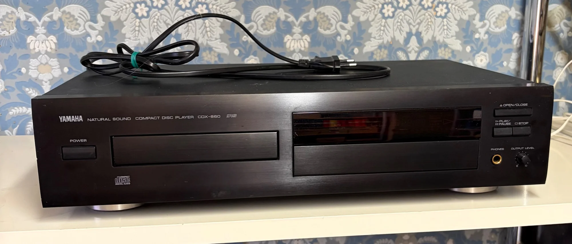 Yamaha CDX-860 &ndash; CD-spelare - Bild 1 av 1