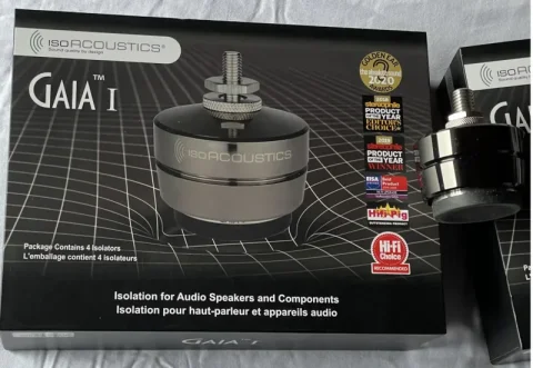 Isoacoustics GAIA I