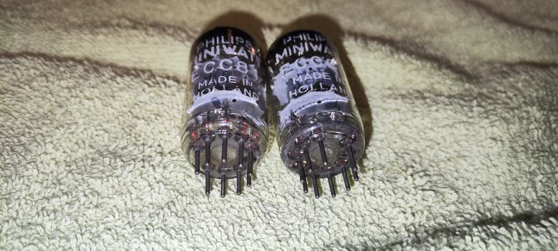 Matchat par Philips miniwatt ECC 81  Square Getter 50 talet! - Bild 2 av 6