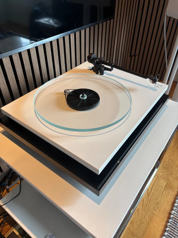 Rega P2 med ND3 - Bild 7 av 9