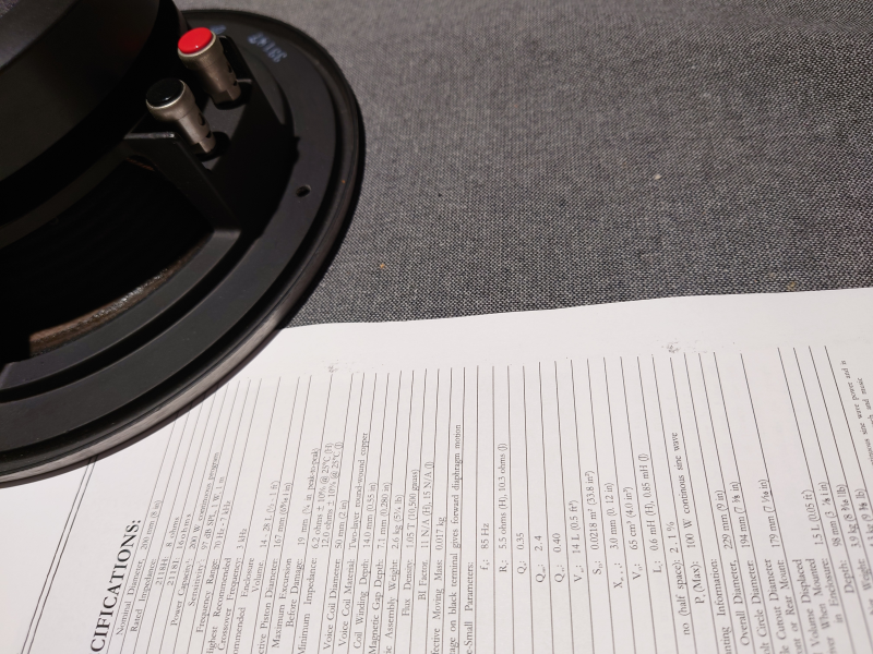 JBL 2118H  - Bild 2 av 2