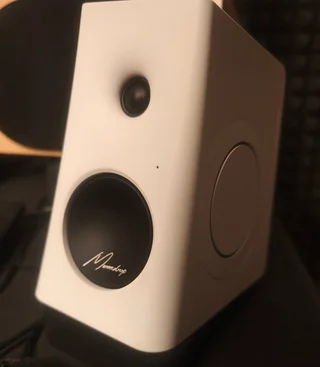 Moondrop mm3a aktiva h&ouml;gtalare i absolut nyskick