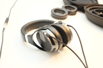 Quad ERA 1 hörlurar headphones