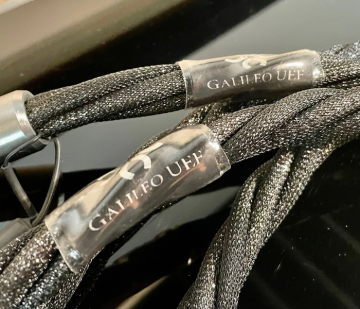 Synergistic Research Galileo UEF 3M XLR Interconnect pair, Demo in Box