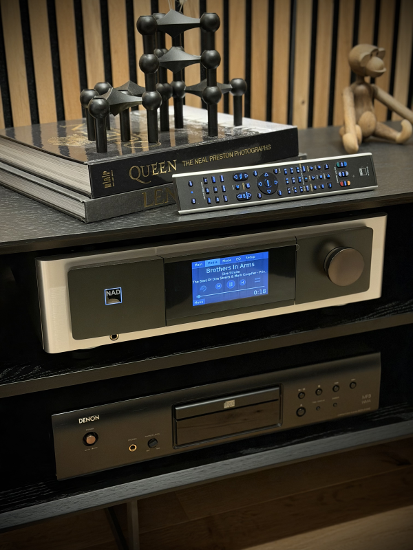 NAD M32 + Bluesound Modul, Komplett i Kartong (Nyskick) - Bild 1 av 7