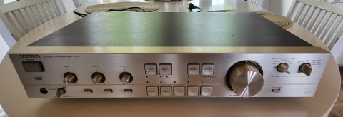 Luxman C-03