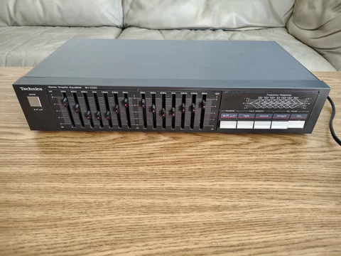 Technics SH-Z250 Equalizer i bra skick