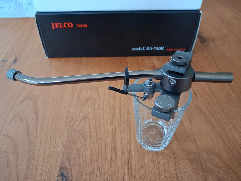 Jelco SA-750E - Bild 3 av 4